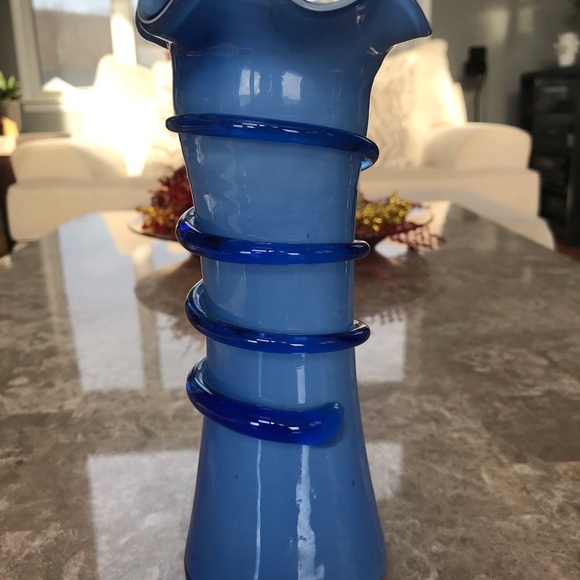 Vintage Kanawha Blue Vase - Picture 1 of 5